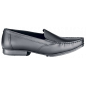 SHOES FOR CREWS® حذاء جيني ذو التصميم الراقي للسيدات بلون اسود
